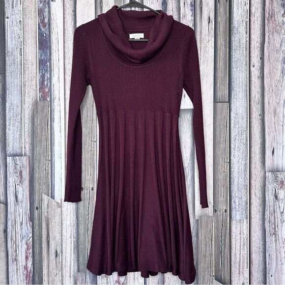 EUC CALVIN KLEIN Ribbed Cowl Neck Long Sleeve Sweater Dress